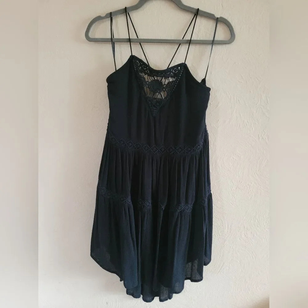 Amuse Society Linnea Black Lace Dress, Size Small - Picture 5 of 9
